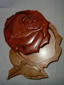 Intarsia Rose Box